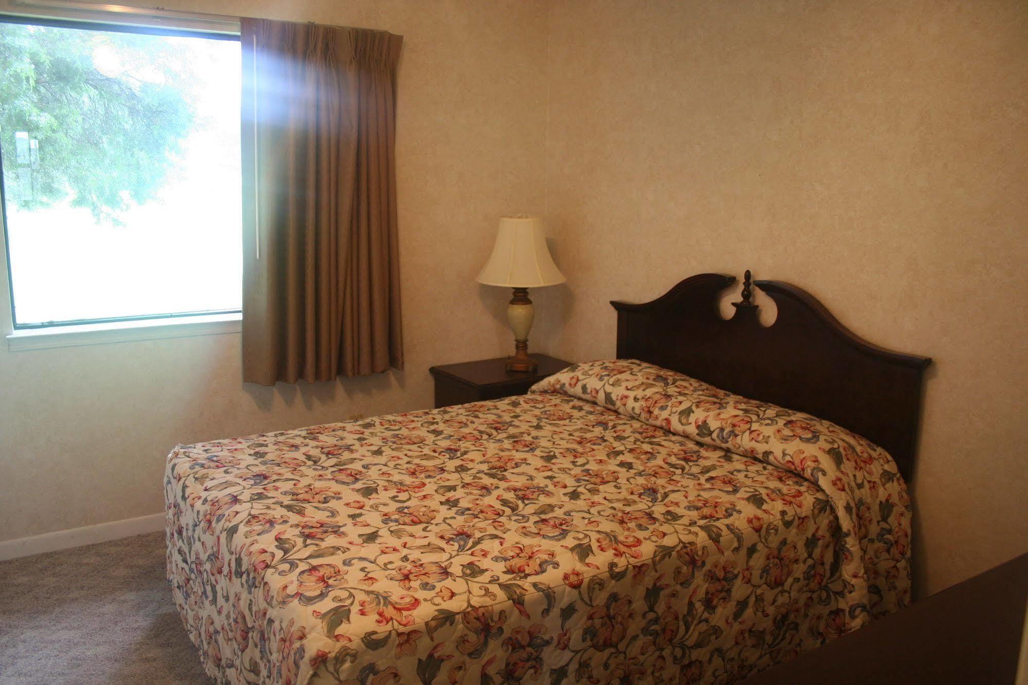 King'S Inn Huntsville Εξωτερικό φωτογραφία