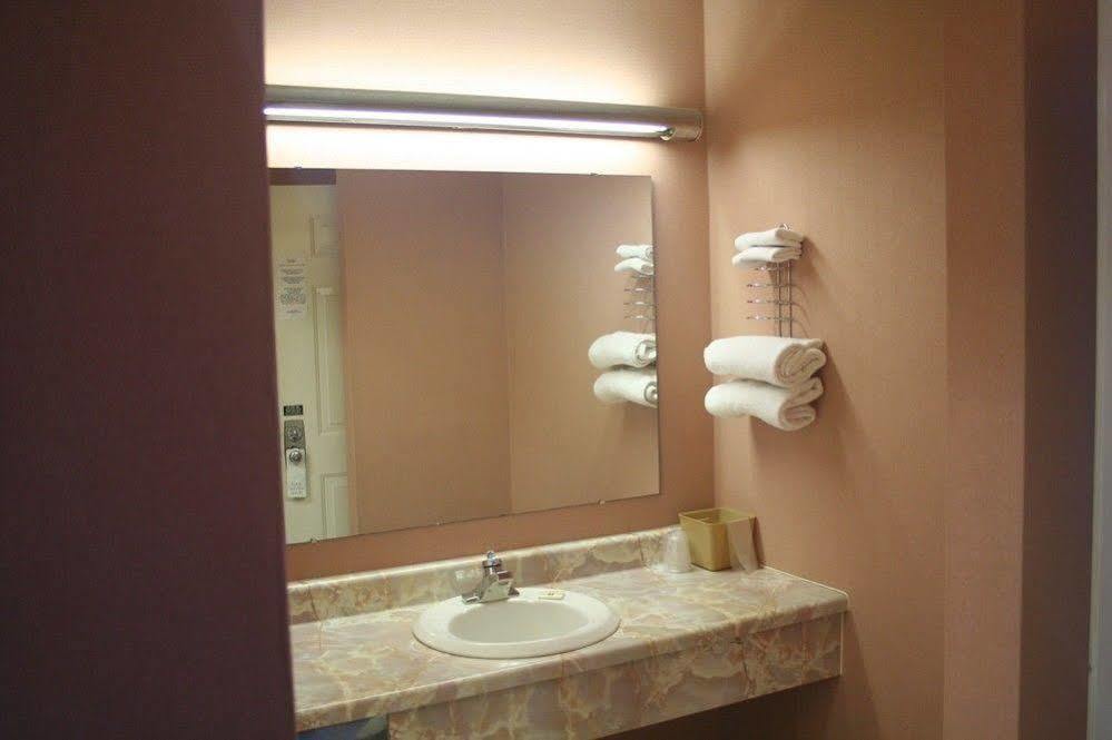 King'S Inn Huntsville Εξωτερικό φωτογραφία